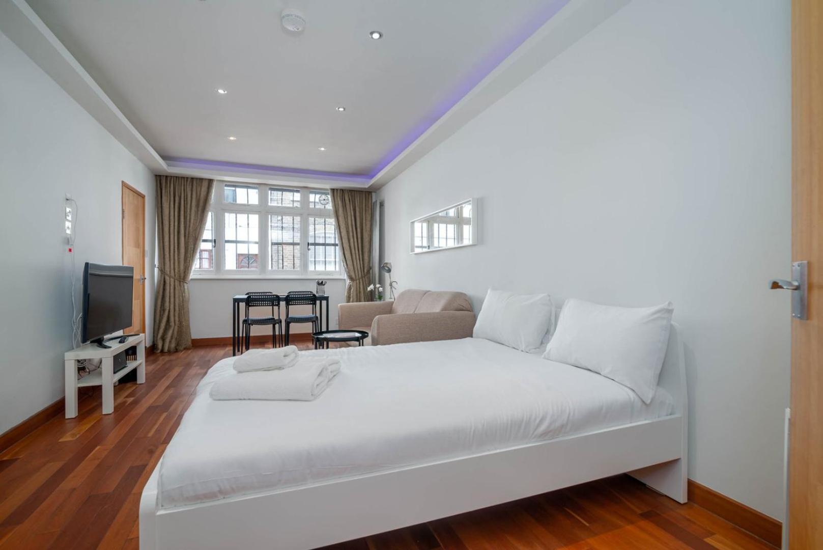 ロンドンGuestready - Central Converted Mews In Bayswaterアパートメント エクステリア 写真