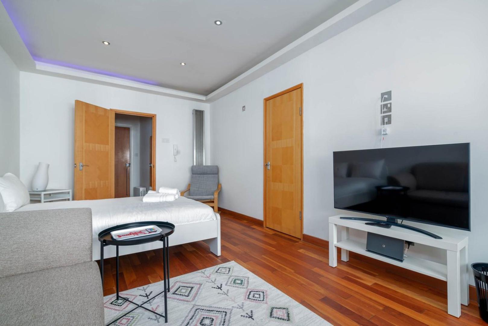 ロンドンGuestready - Central Converted Mews In Bayswaterアパートメント エクステリア 写真